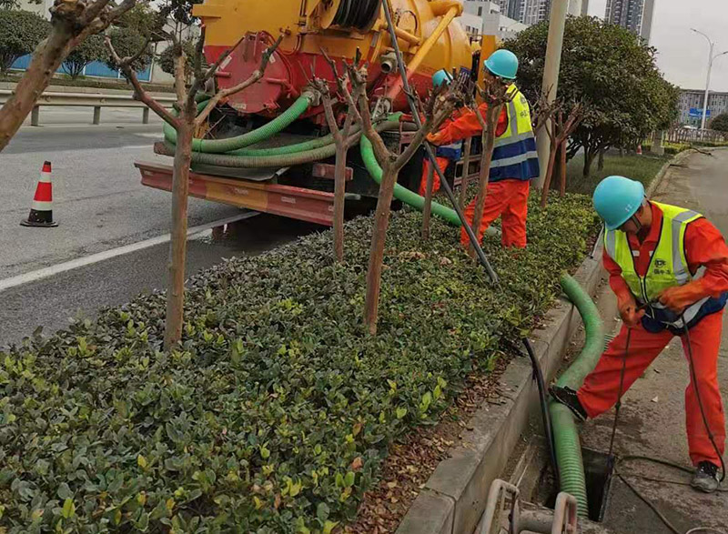五峰市政管道清淤